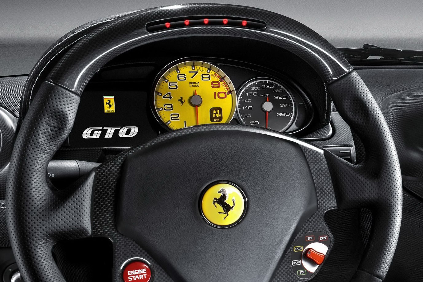 Pekin 2010: premiera Ferrari 599 GTO Gran Turismo Omologata