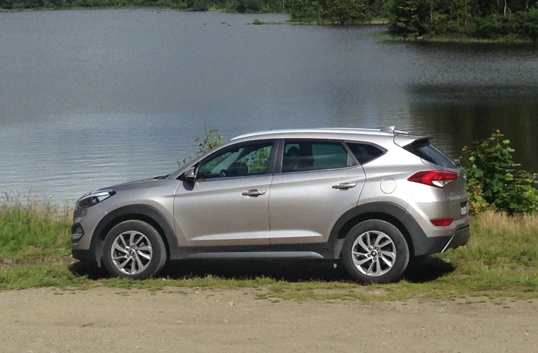 Hyundai Tucson 2.0 CRDi 2WD - gotowy na głęboką wodę