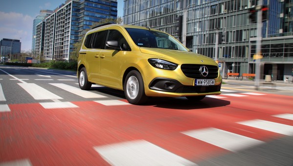 Mercedes Citan 113 tourer – opcja rodzinna, czyli jak z dostawczaka zrobić minivana