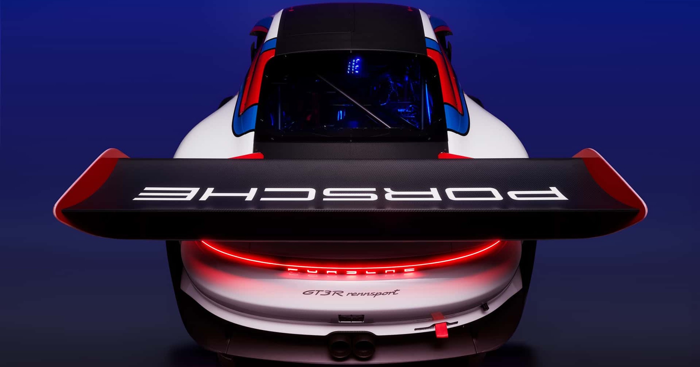Tworząc Porsche 911 GT3 R Rennsport, inżynierowie mieli wolną rękę