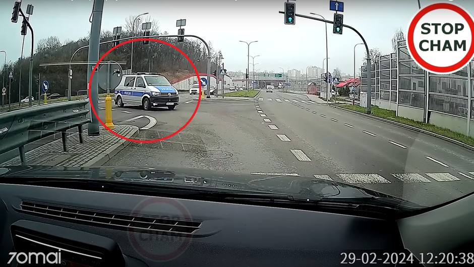 Co tu robi ten radiowóz? Skandaliczne zachowanie policjantów w Lublinie