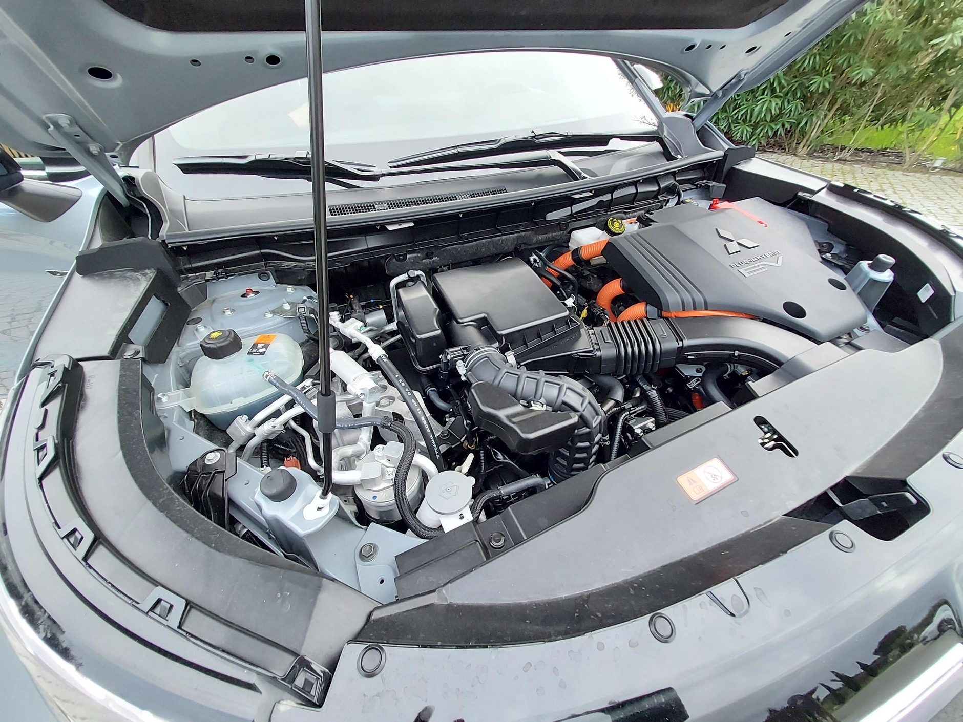 Nowy Mitsubishi Outlander PHEV