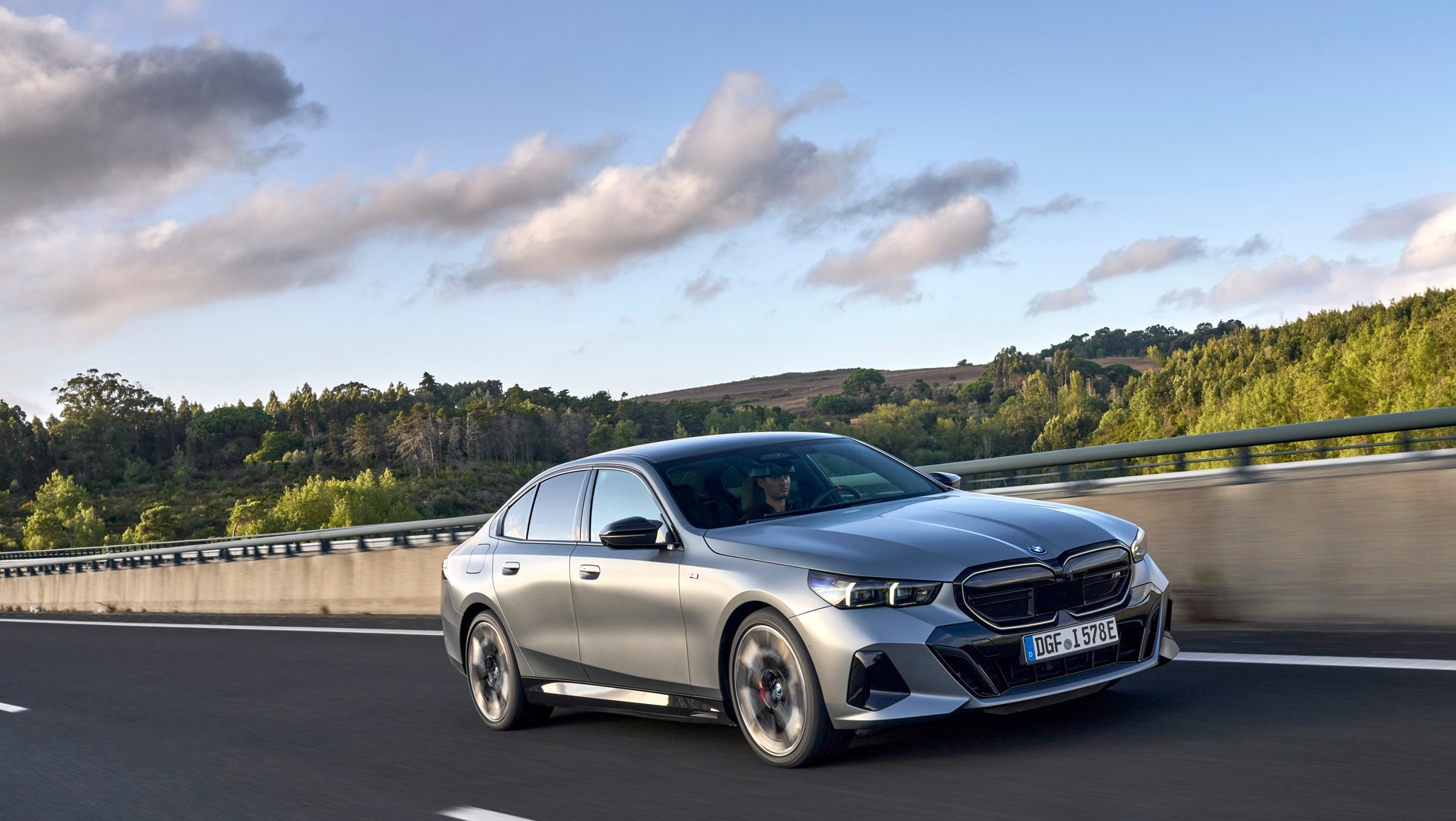 BMW i5