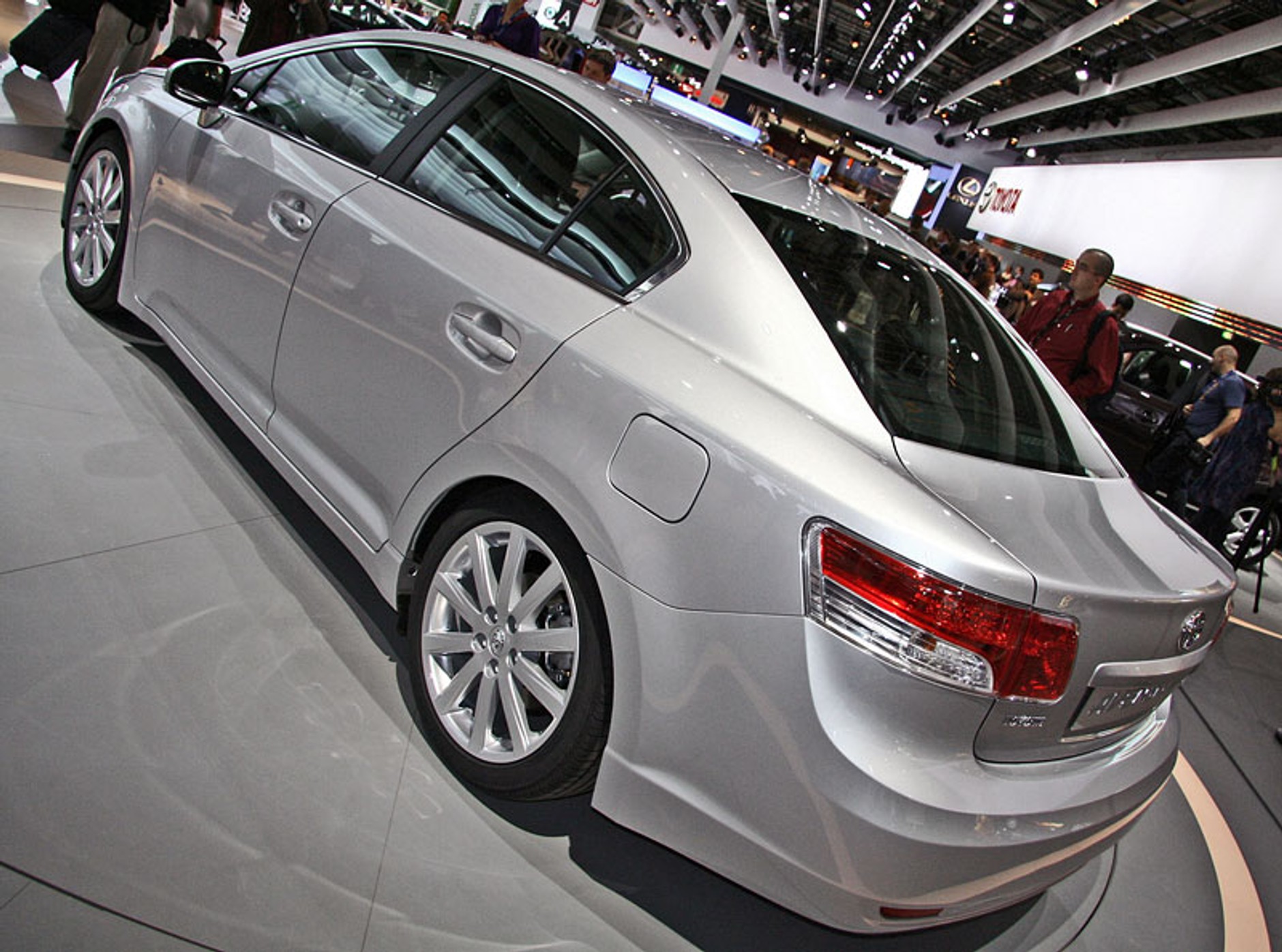 Paryż 2008: Toyota Avensis – pierwsze wrażenia