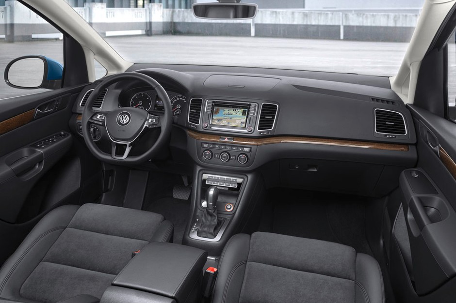Volkswagen Sharan - Van wiecznie młody