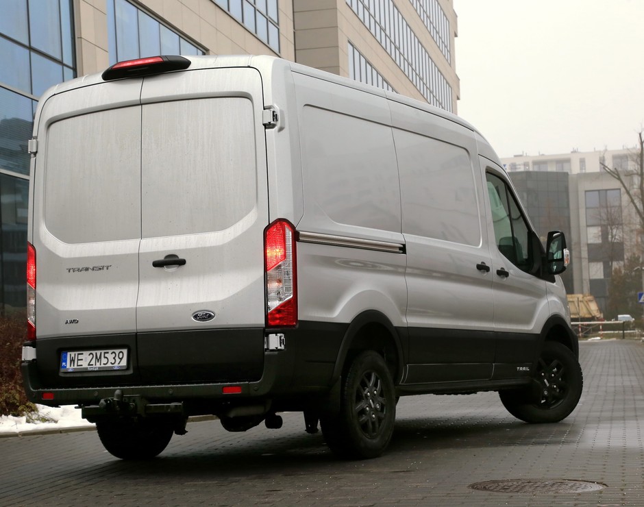 Ford Transit 350 L3H2 2.0 New EcoBlue 170 KM AWD