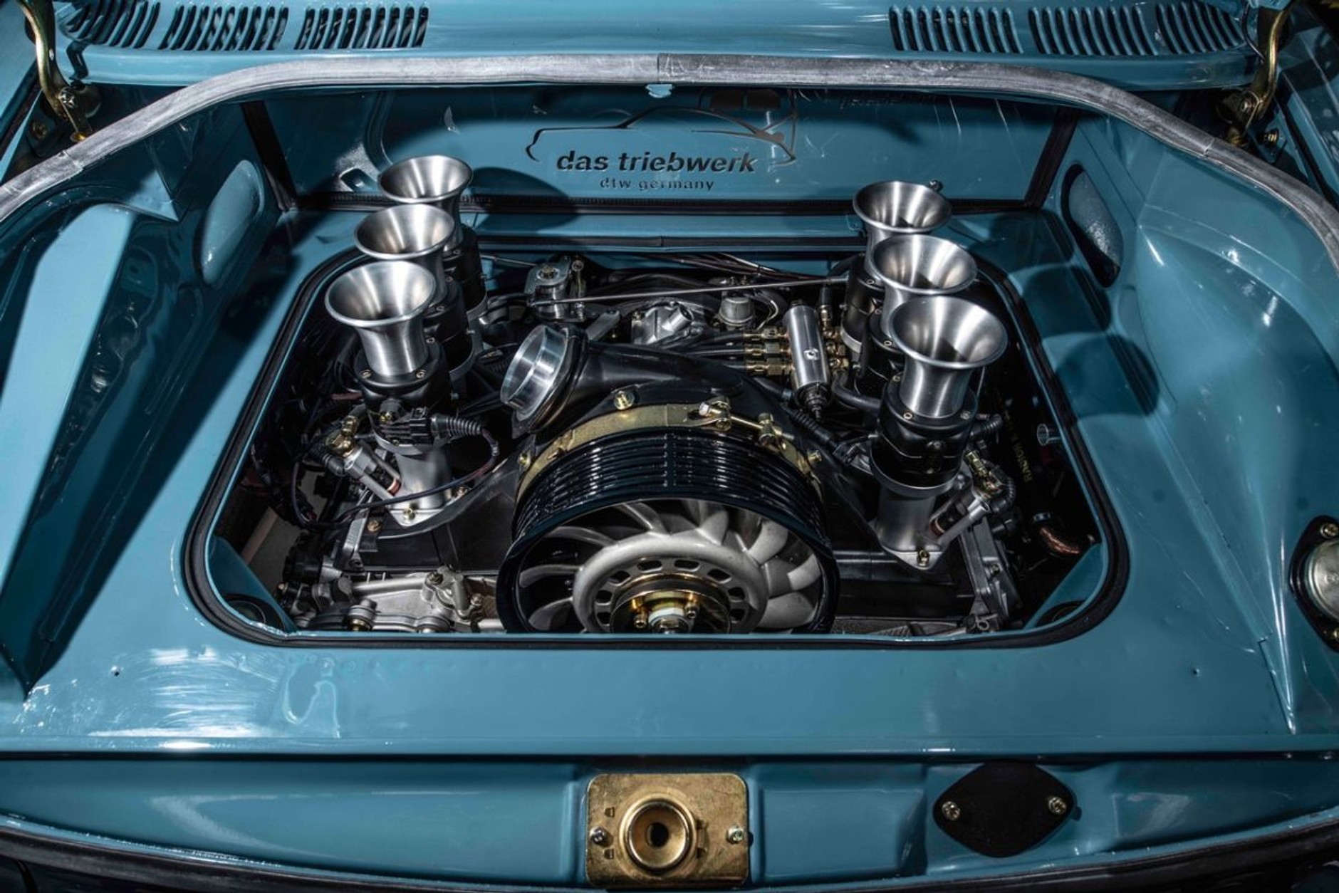 Volkswagen Typ 3 z silnikiem Porsche 911