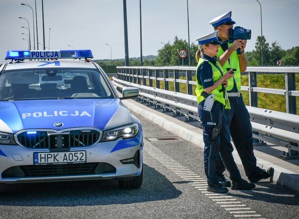 Ruszyła fala powrotów z długiego weekendu. Policjanci bacznie obserwują kierowców