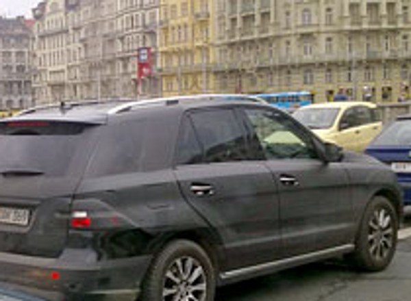 Mercedes-Benz ML W 166 przyłapany w Pradze