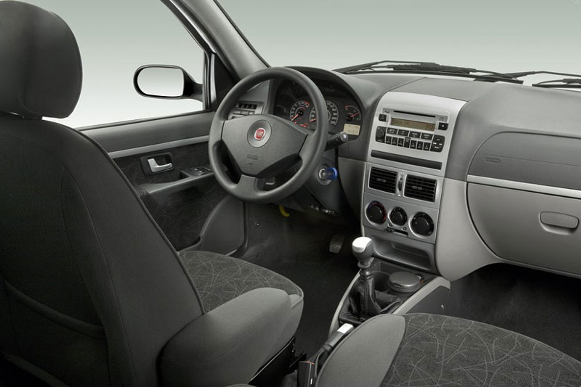 Nowy Fiat Siena: oficjalne zdjęcia i kolejne informacje