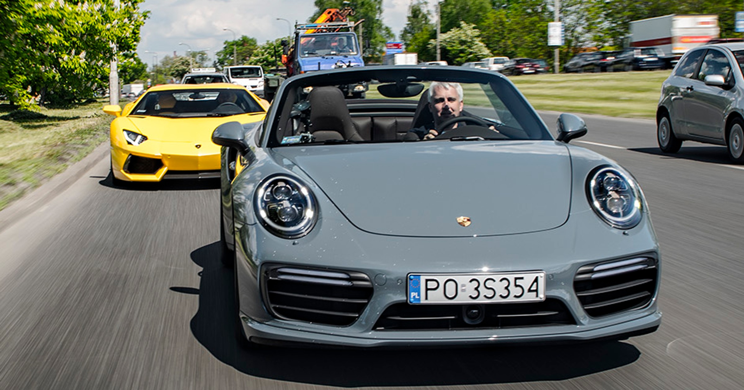 Lamborghini Aventador Coupe vs. Porsche 911 Tubo Cabrio