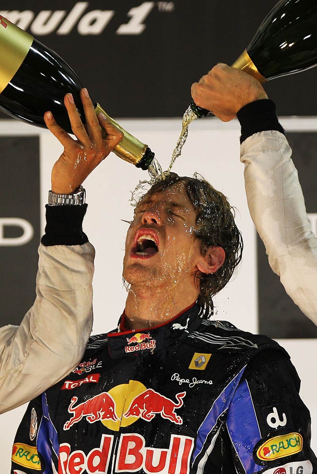 Grand Prix Abu Dhabi 2010: Vettel najmłodszym mistrzem świata, Kubica 5. (relacja, wyniki)