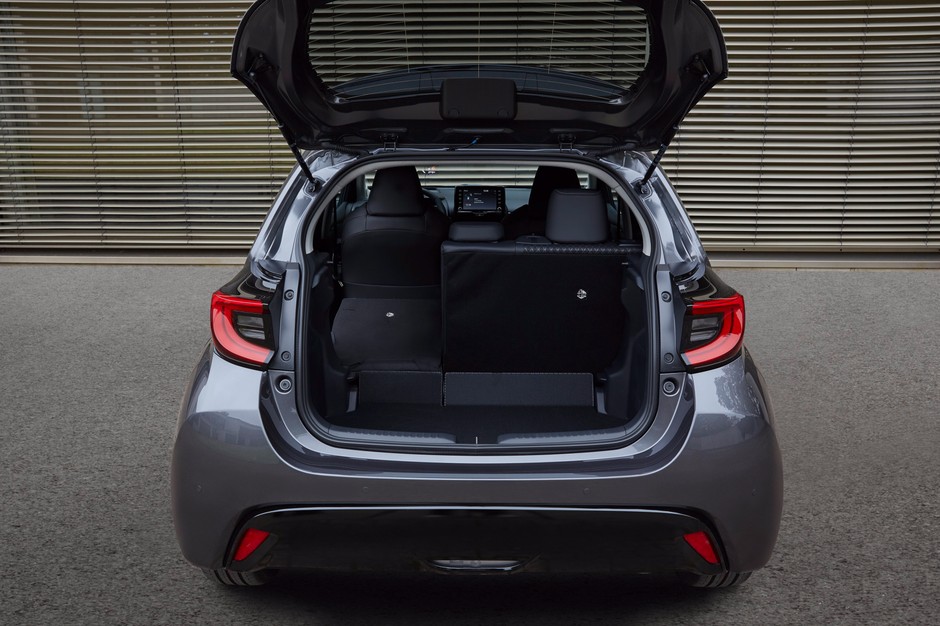 Mazda 2 Hybrid 2022