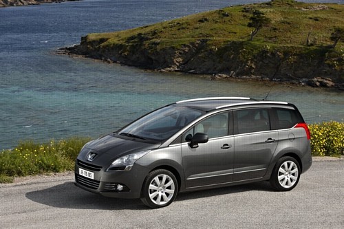 Peugeot 5008 - Francuzi podbijają rynek minivanów