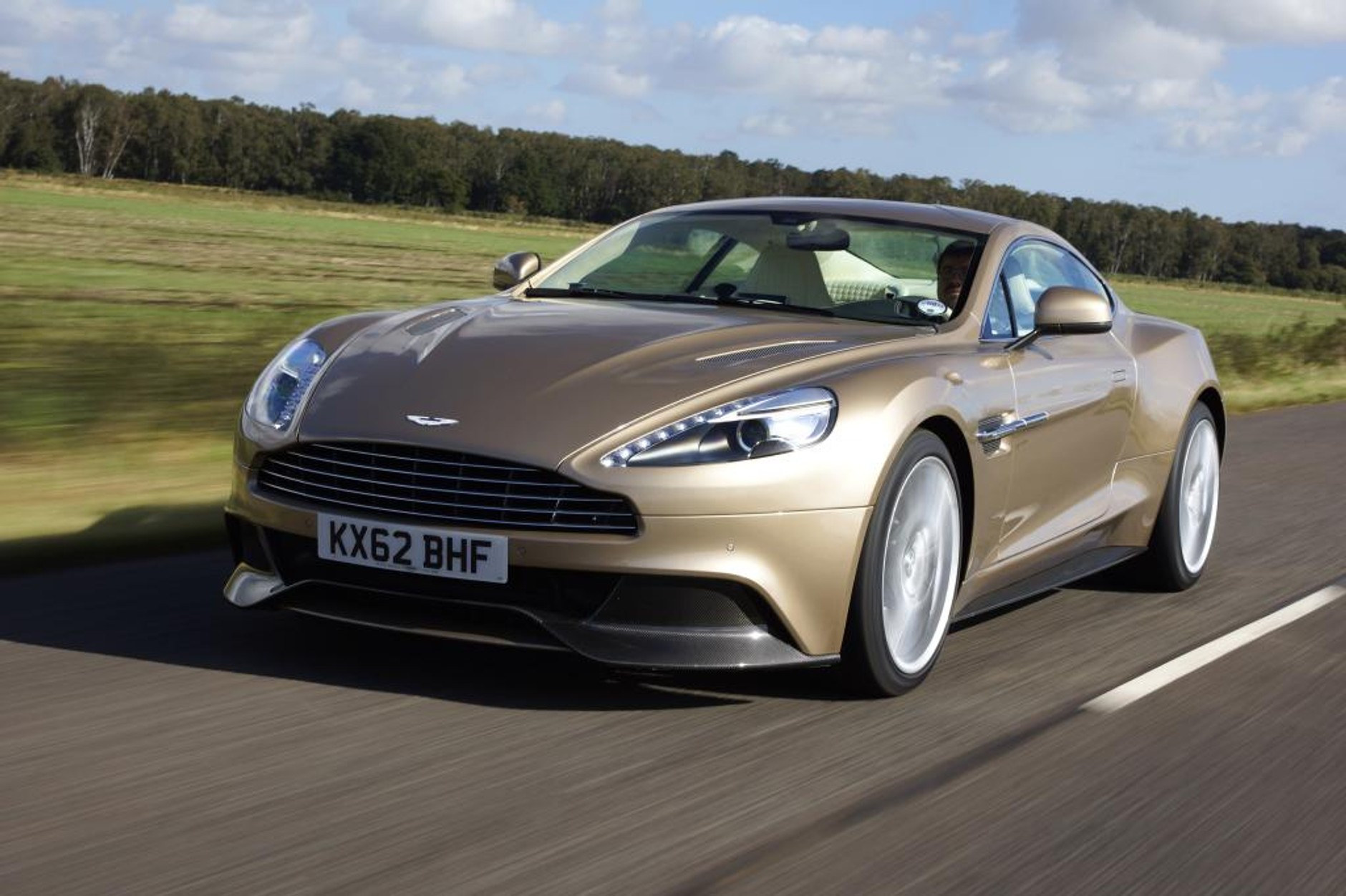 Jak jeździ Aston Martin Vanquish?