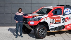 Muzeum Fernando Alonso powiększyło się o "dakarówkę"