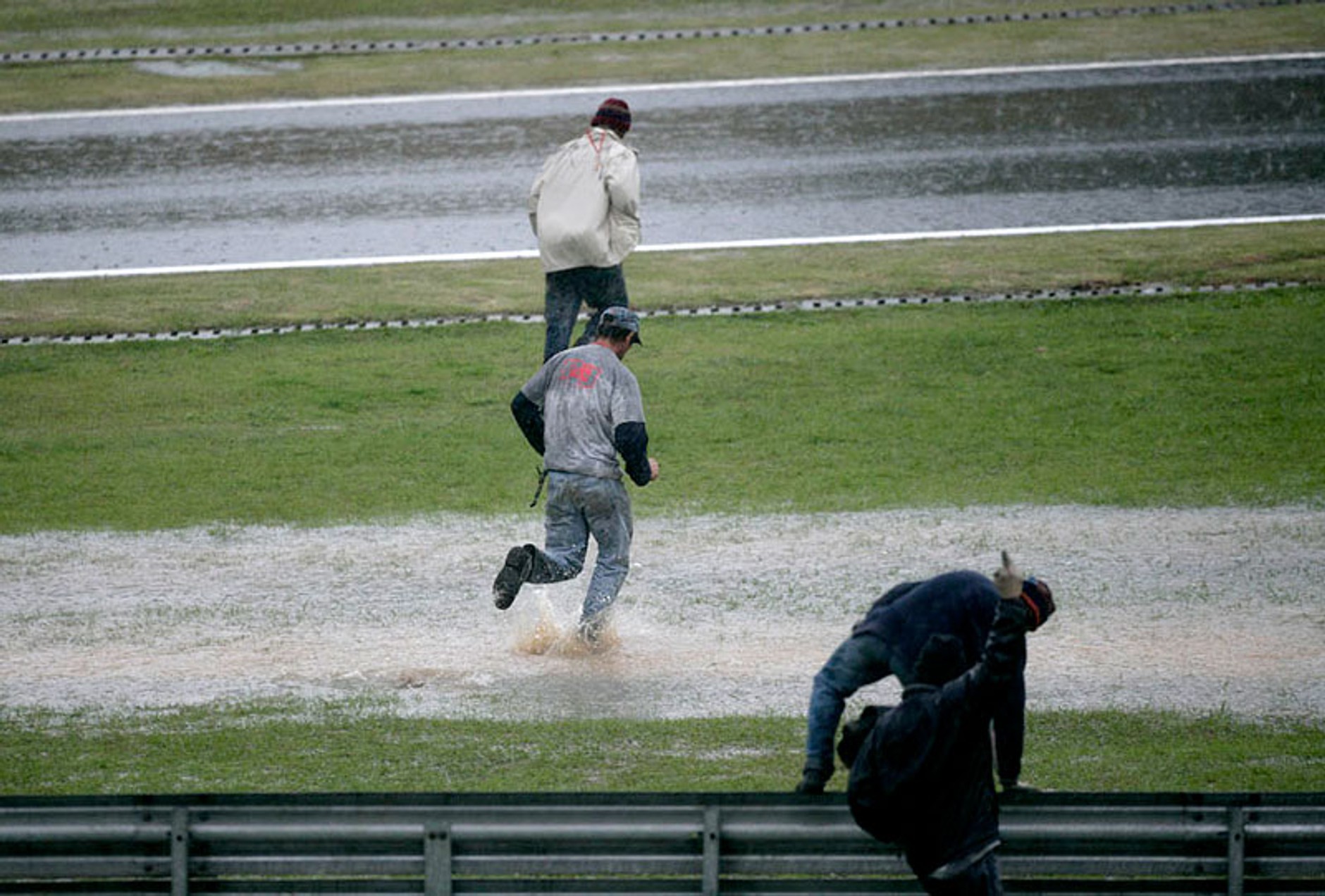 Grand Prix Brazylii 2009: Jenson Button mistrzem świata - fotogaleria Jiří Křenek