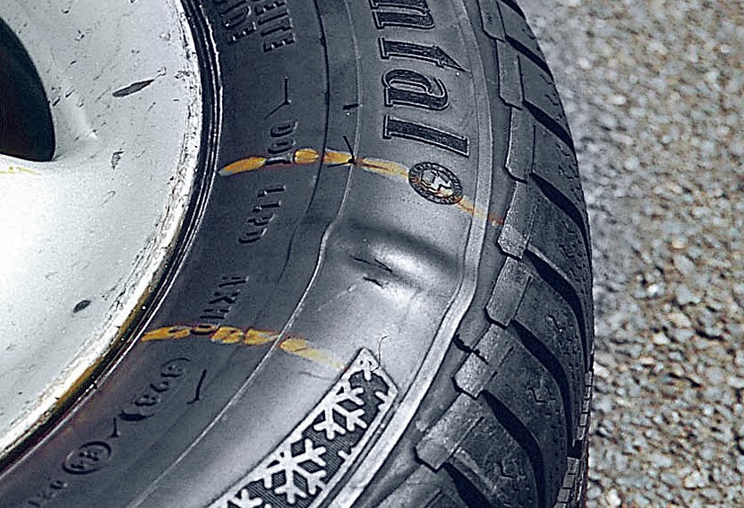 Opony używane mogą mieć wady, które ujawniają się dopiero po zamontowaniu.