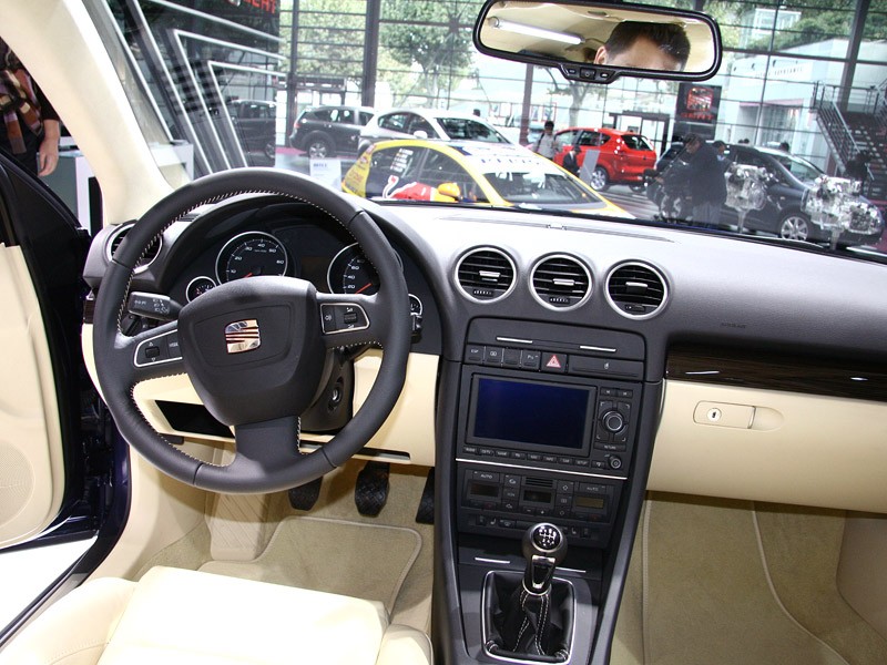 Paryż 2008: Seat Exeo – pierwsze wrażenia