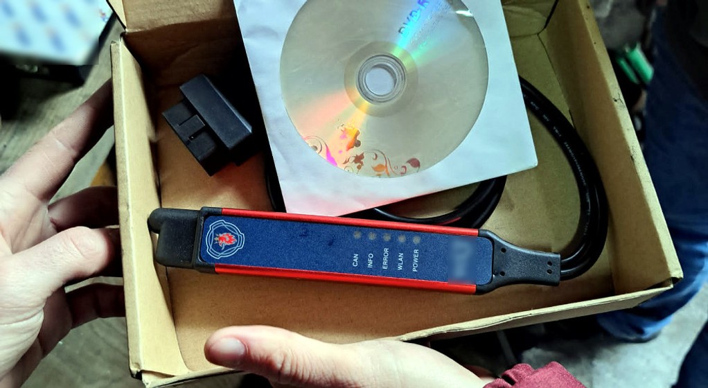 Podrabiany tester diagnostyczny