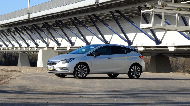 Opel Astra 1.6 Diesel BiTurbo