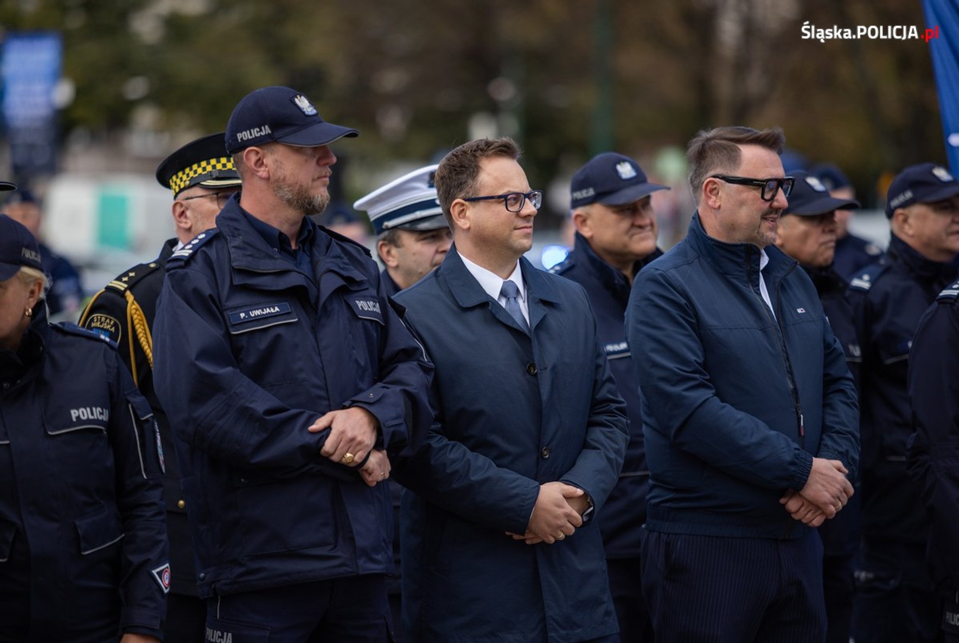 Policjanci ze Śląska dostali nowe radiowozy. Są hybrydowe