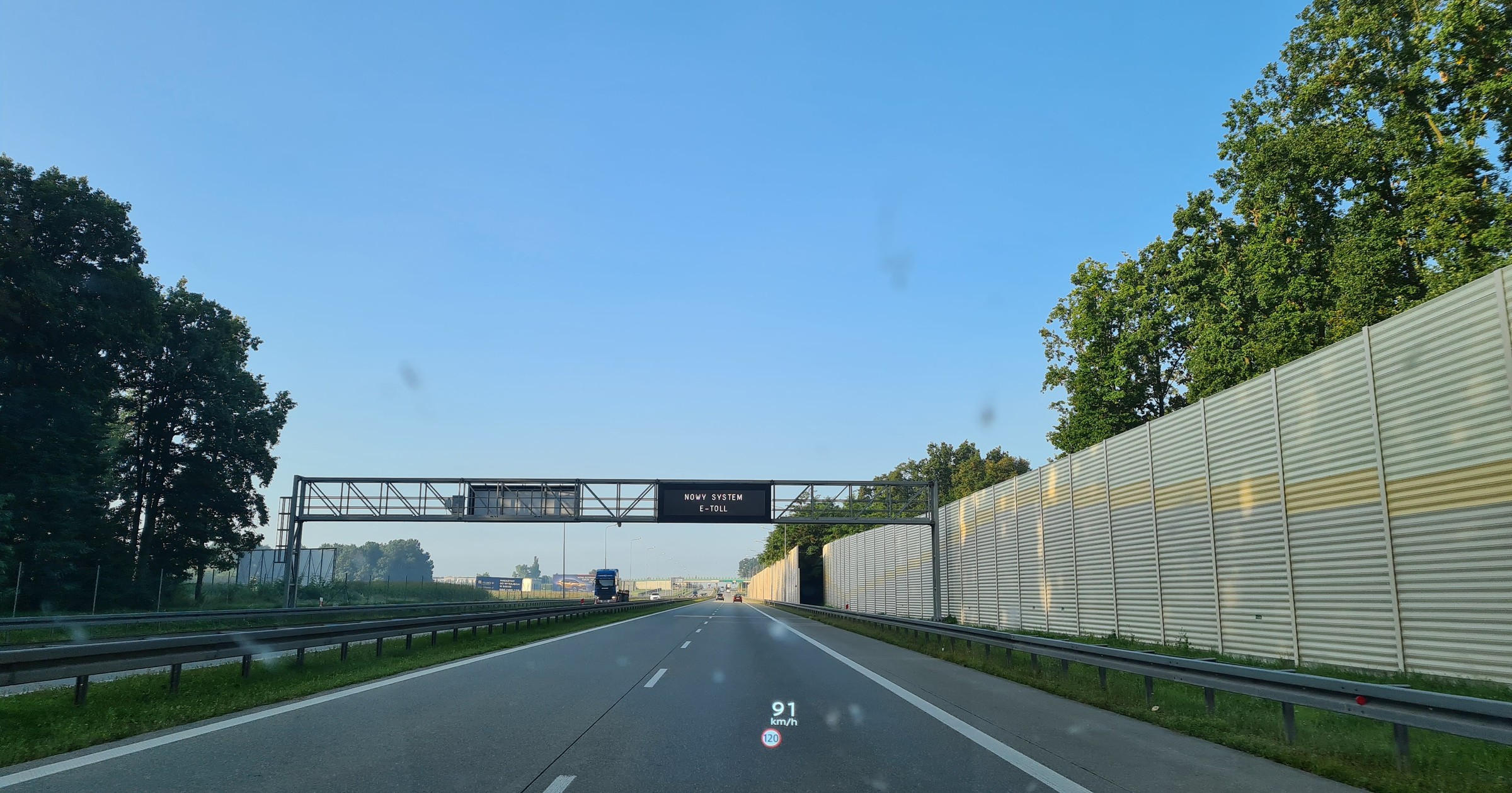 System opłat E-TOLL