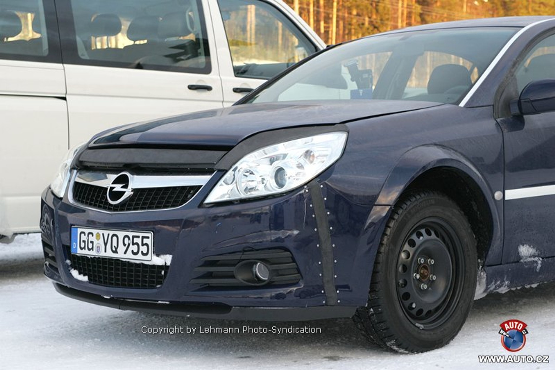 Zdjęcia szpiegowskie: nowy Opel Vectra we Frankfurcie