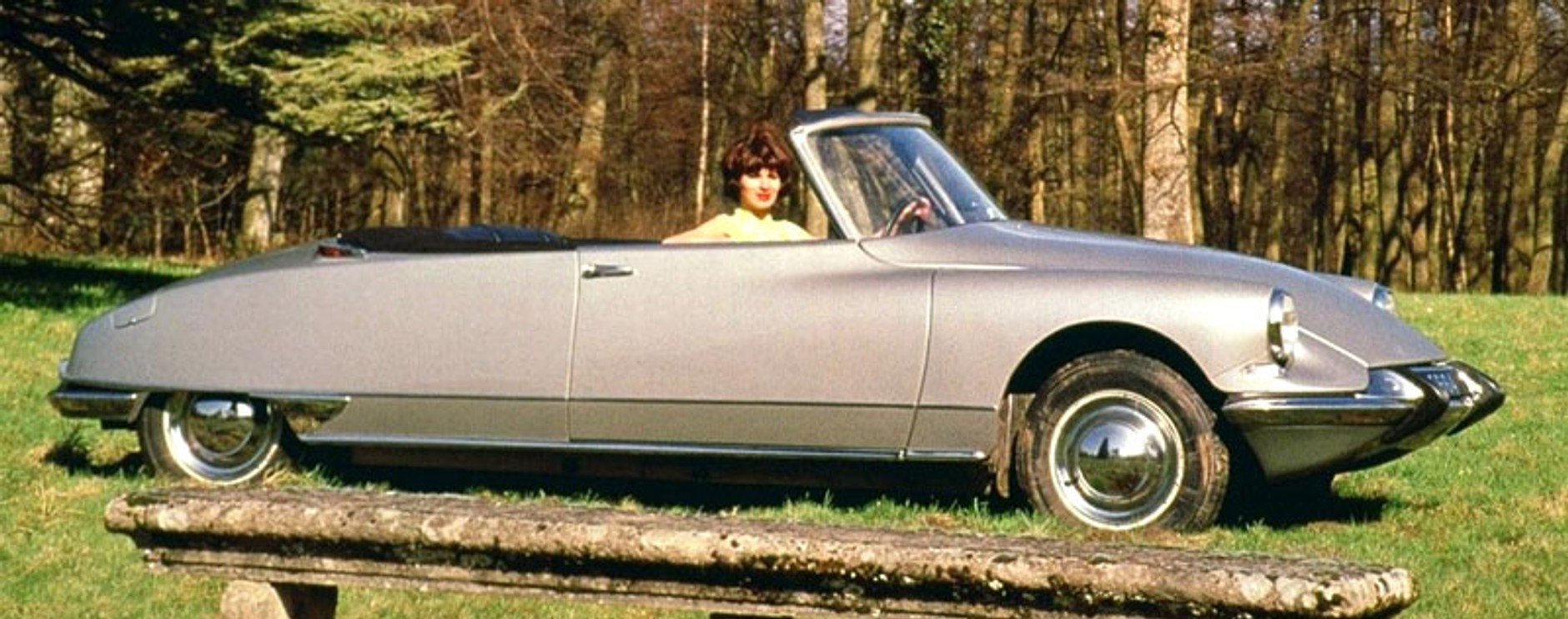 50 kultowych aut w Paradzie Zabytkowych Citroënów w Warszawie (3.10)