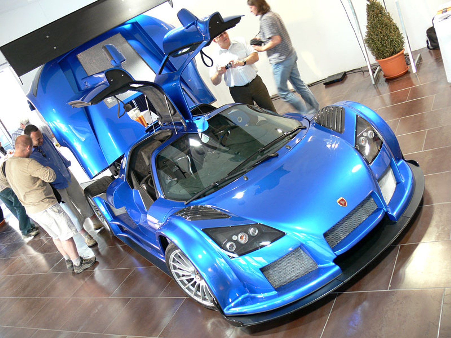 Gumpert Apollo Speed nowym królem Nordschleife(wideo)