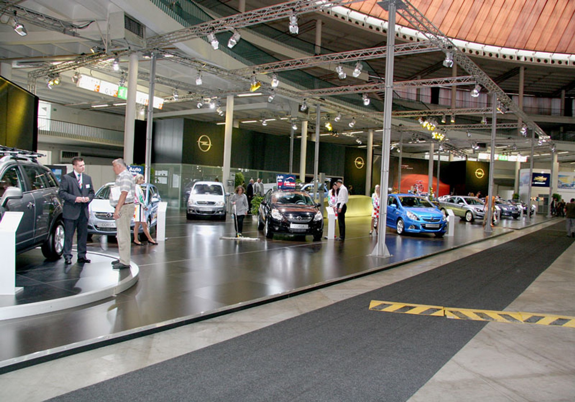 Autosalon Brno 2007: Co można zobaczyć? (3. część, 178 fotografii)