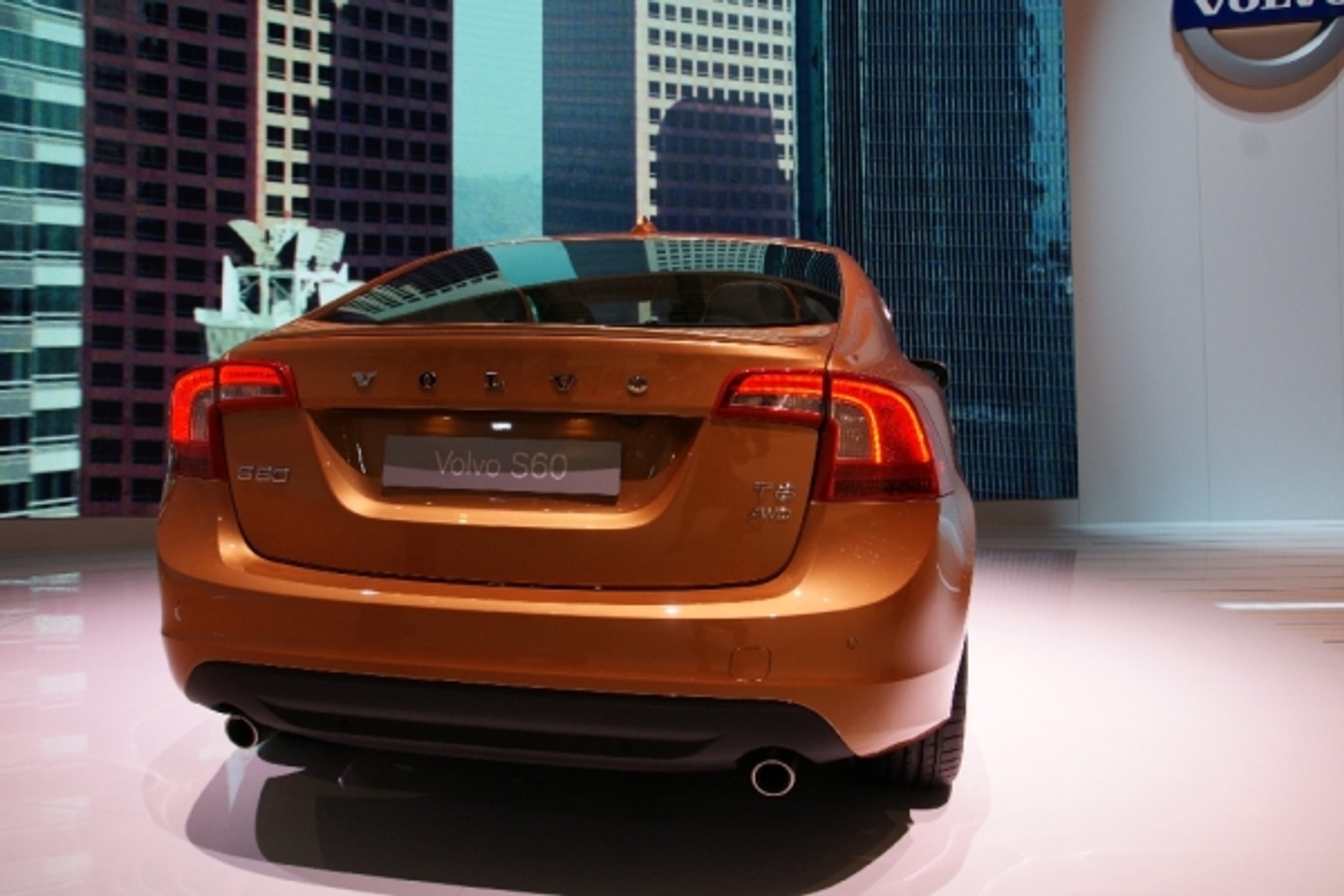 Genewa 2010: pierwszy dzień prasowy (galeria 2.)