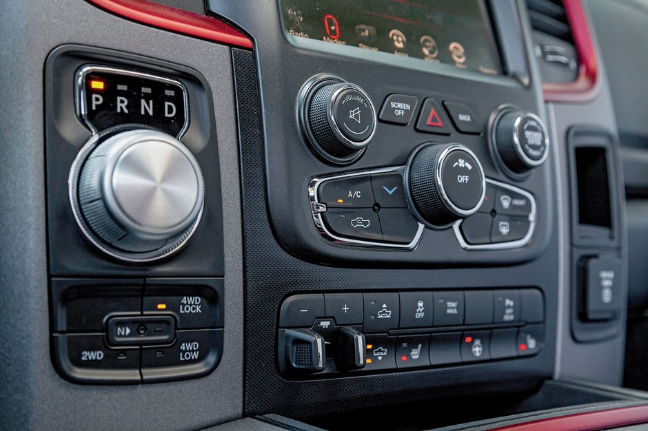 RAM 1500 Rebel 5.7 V8 - pikap z amerykańskiego snu