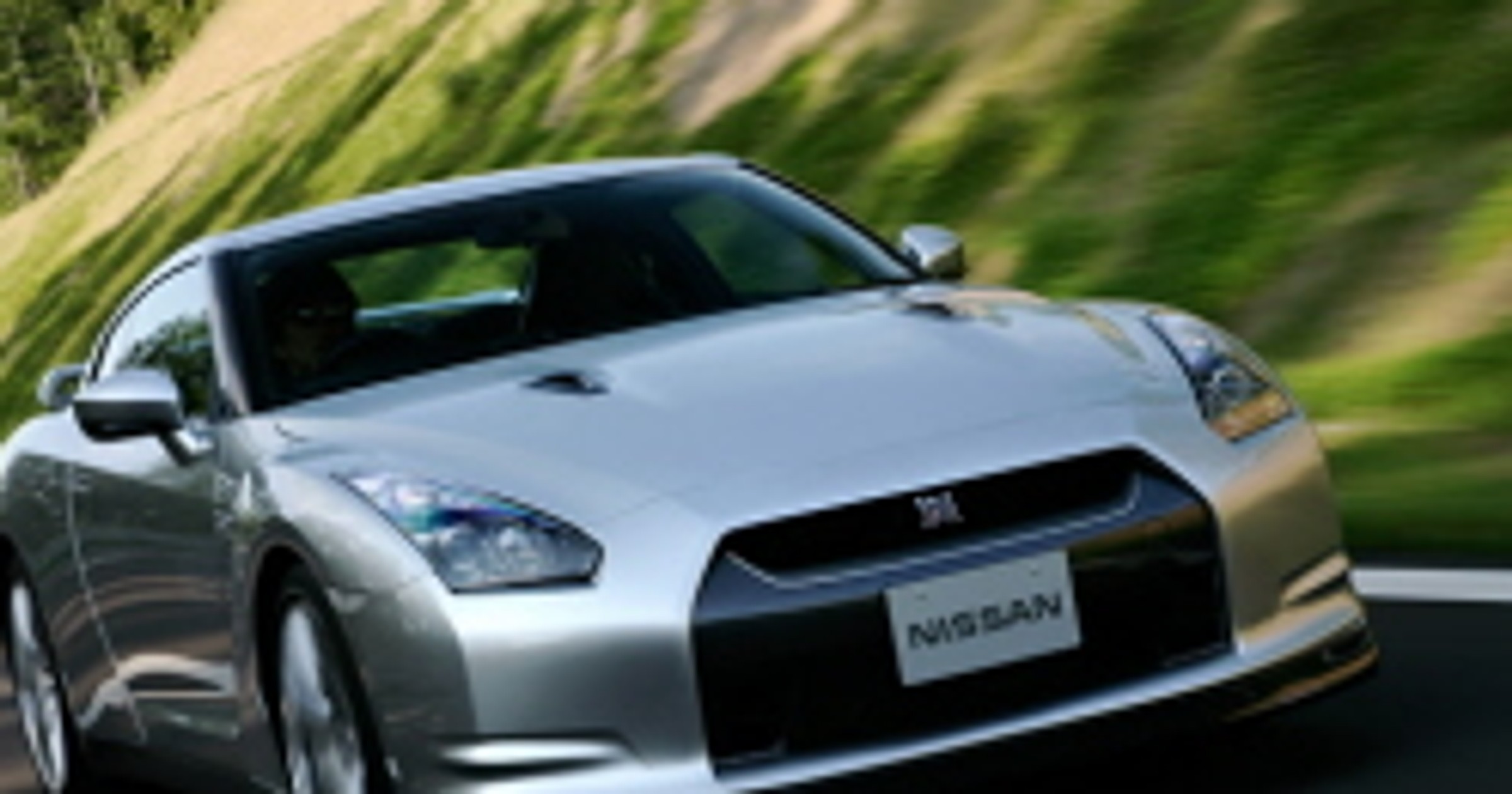 Nissan: liczba zamówień na model GT-R przekracza 2 200