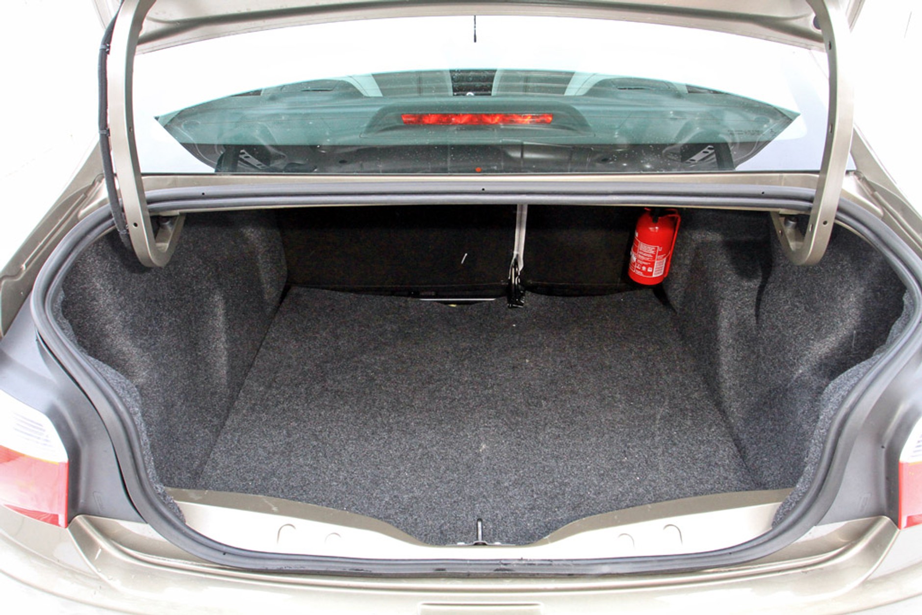 Citroen C-Elysee 1.6 VTi Seduction: auto na kryzys