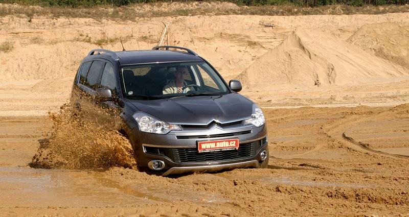Citroën C-Crosser 2,2 HDI - spełnienie marzeń za 140 tys. zł