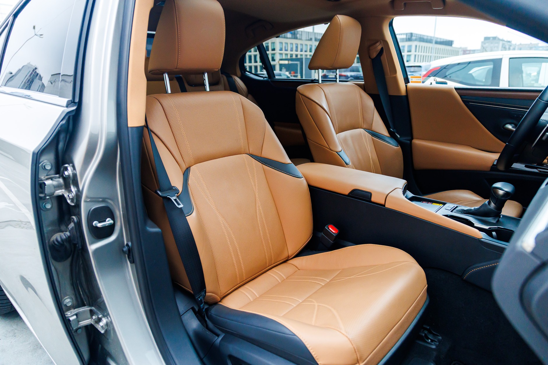 2024 Lexus ES300h