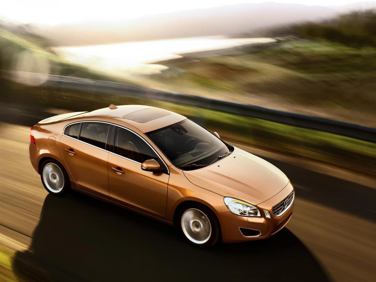 Genewa 2010: Volvo - przełomowy, dynamiczny, wręcz sportowy sedan S60