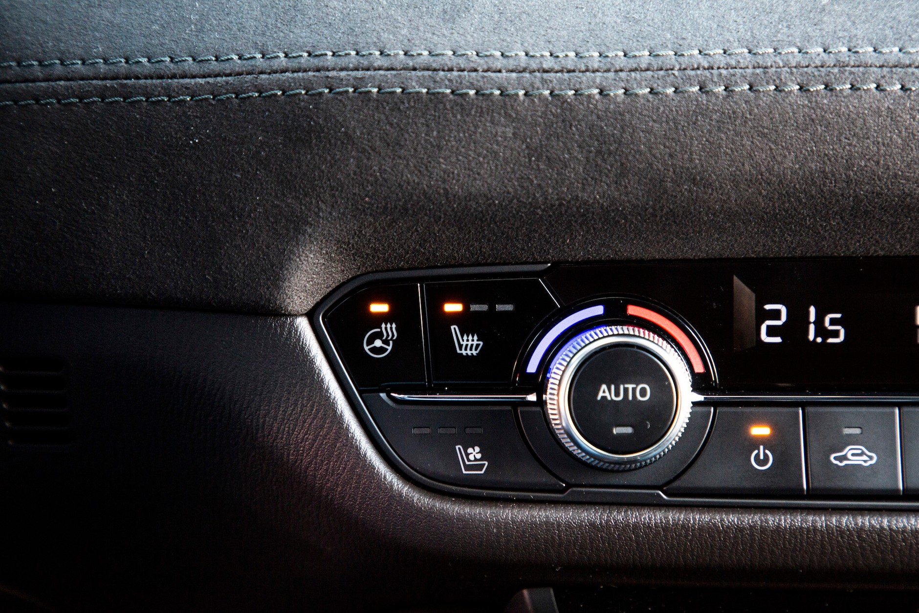 Mazda 6 kombi 2.2 SkyActiv-D 4x4