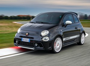 Abarth 695 Esseesse – powtórka z (dobrej!) rozrywki