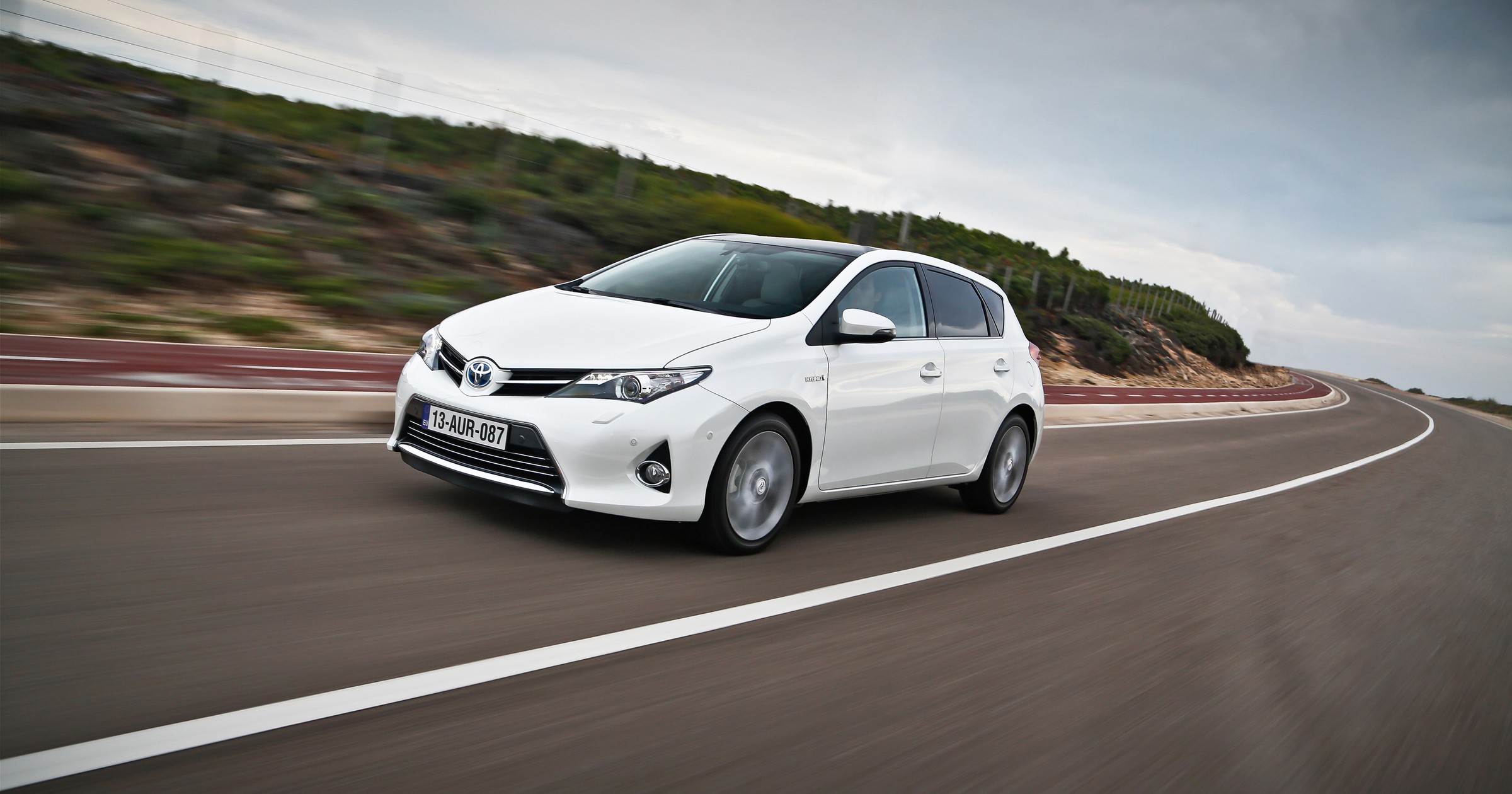 Nowa hybrydowa Toyota Auris już w Polsce 
