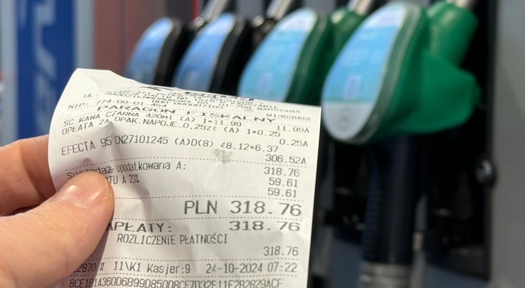 Tankowanie samochodu