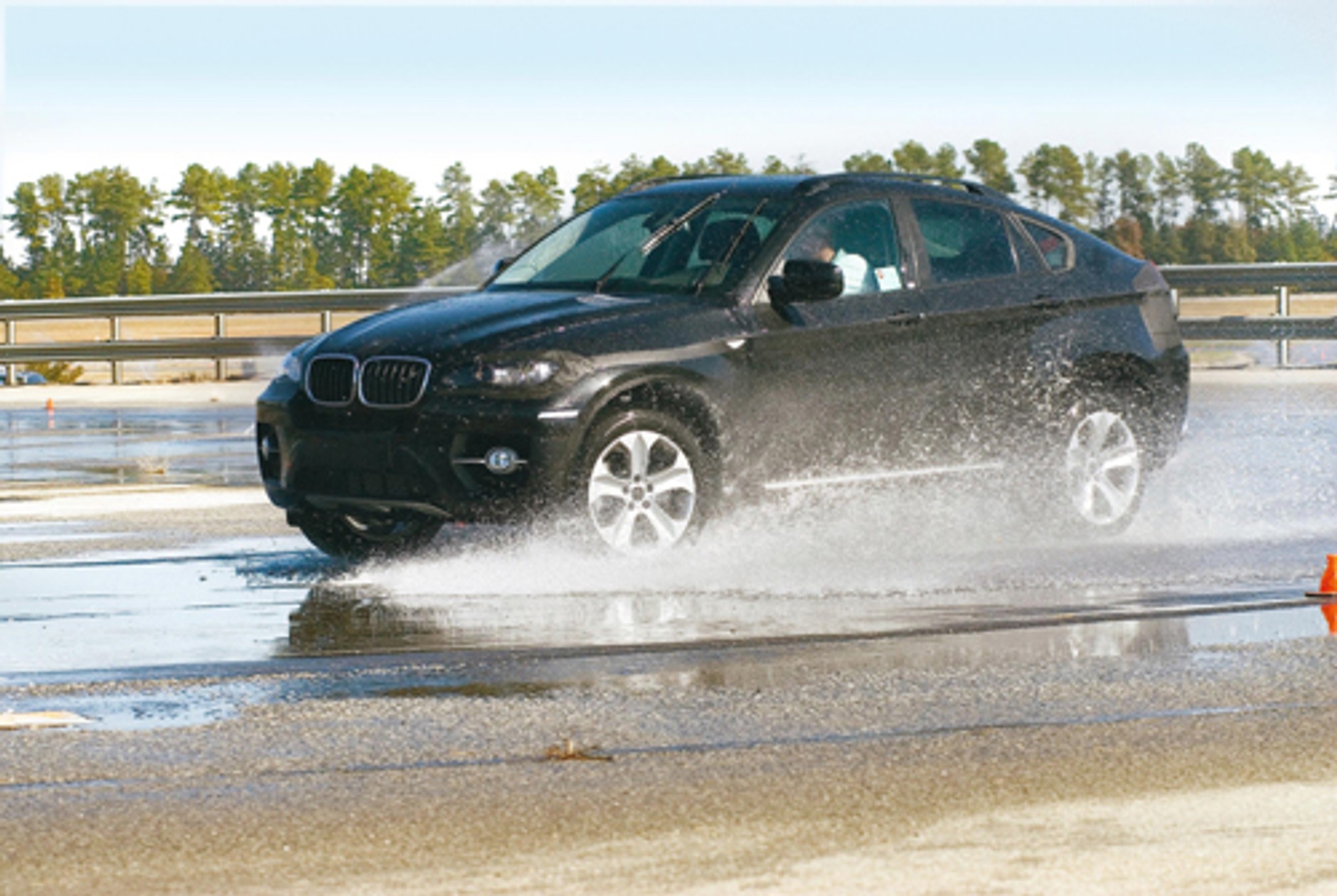 BMW X6 - SUV na sportowo