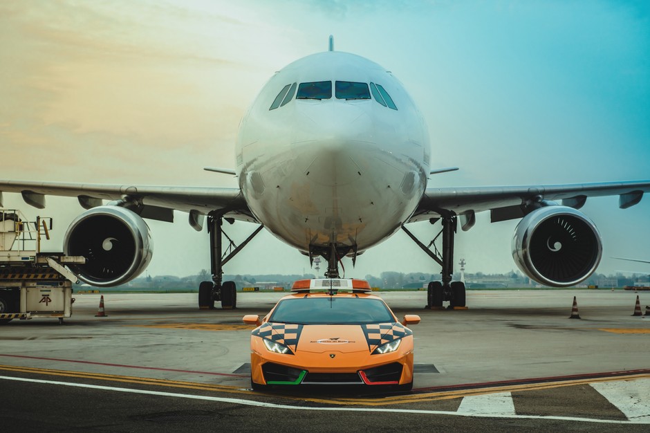 580-konne Lamborghini Huracan trafiło do pracy na lotnisku