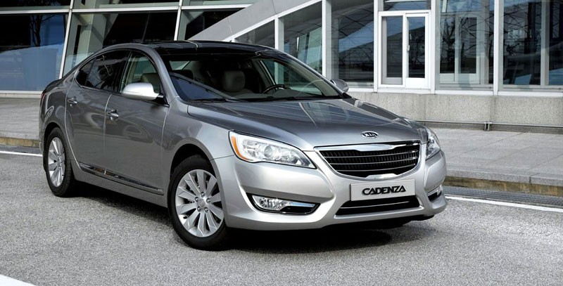 Kia Cadenza: koreańska limuzyna gotowa do sprzedaży