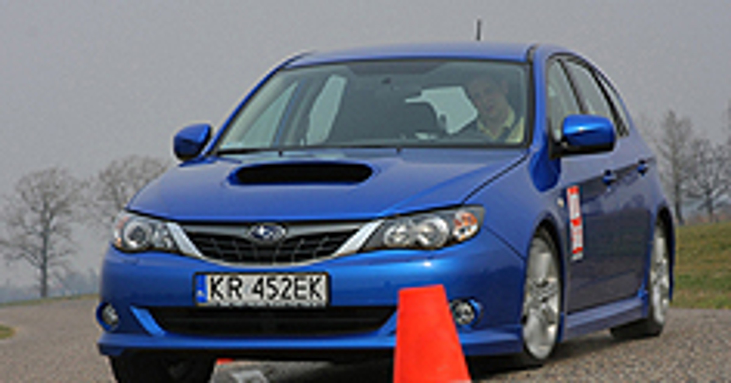 Subaru Impreza WRX niepozorny kompakt
