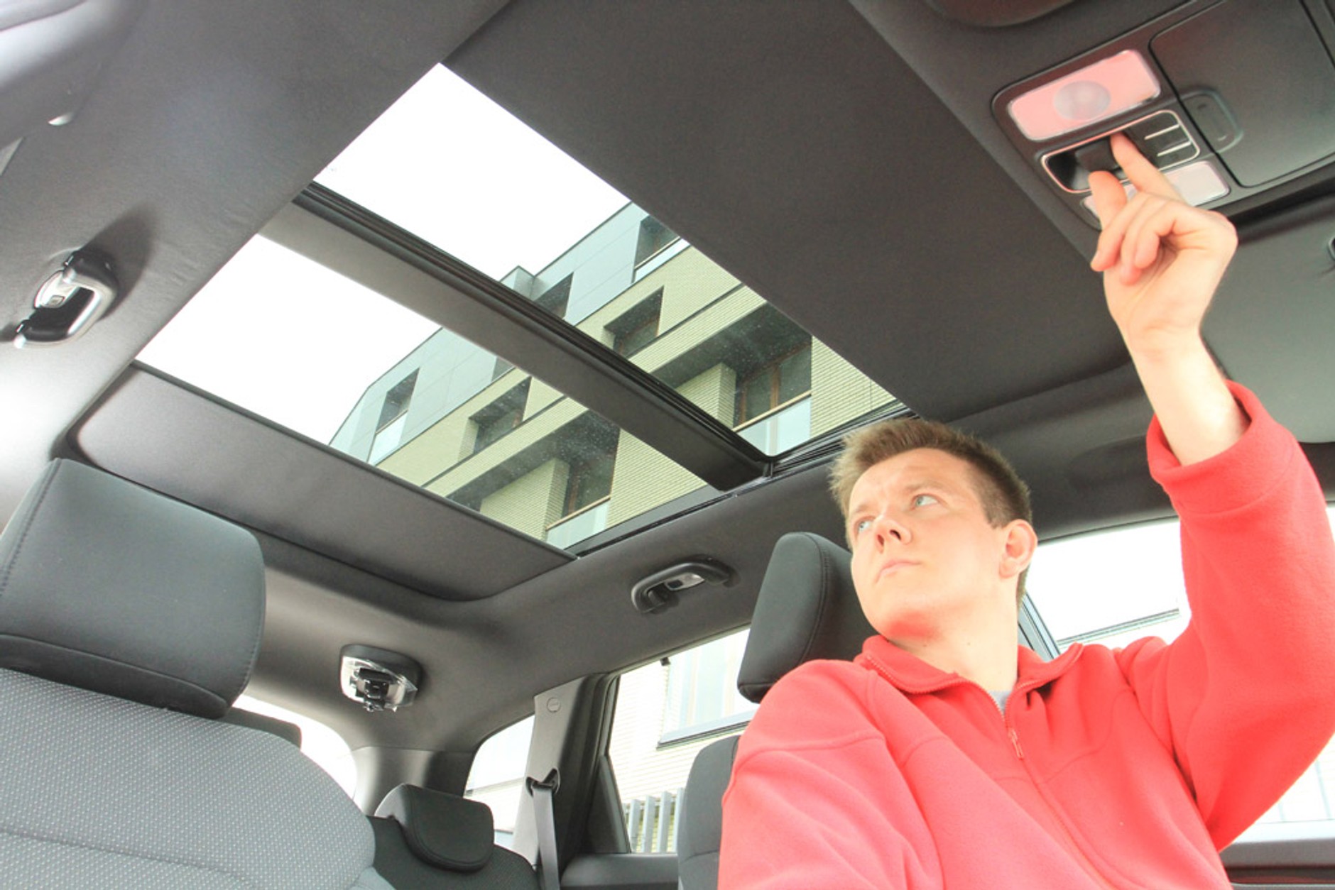 Test Kii Carens 1.7 CRDI: van bez kompleksów