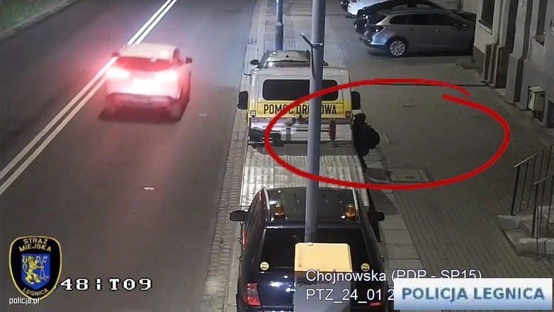 Złodziej samochodowy zauważony przez operatora monitoringu miejskiego
