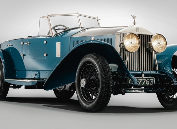 Rolls-Royce wraca do korzeni. Marka będzie spełniać najbardziej wyszukane zachcianki