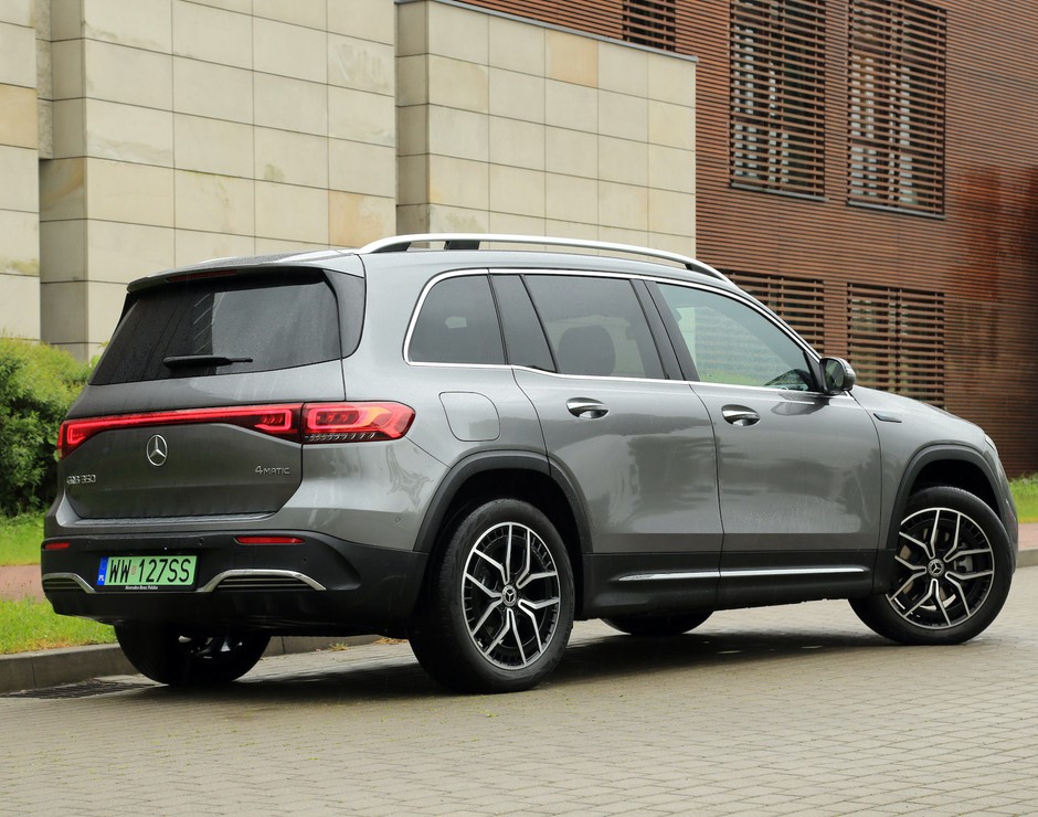 Mercedes EQB